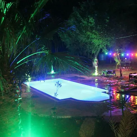 Guemues Otel Bed & Breakfast Adrasan