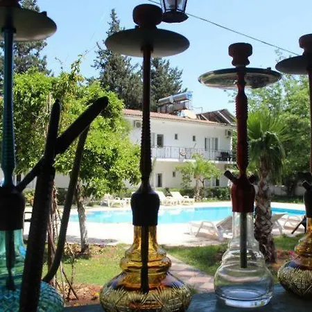 Bed & Breakfast Guemues Otel Adrasan